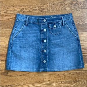 Gap button up jean skirt